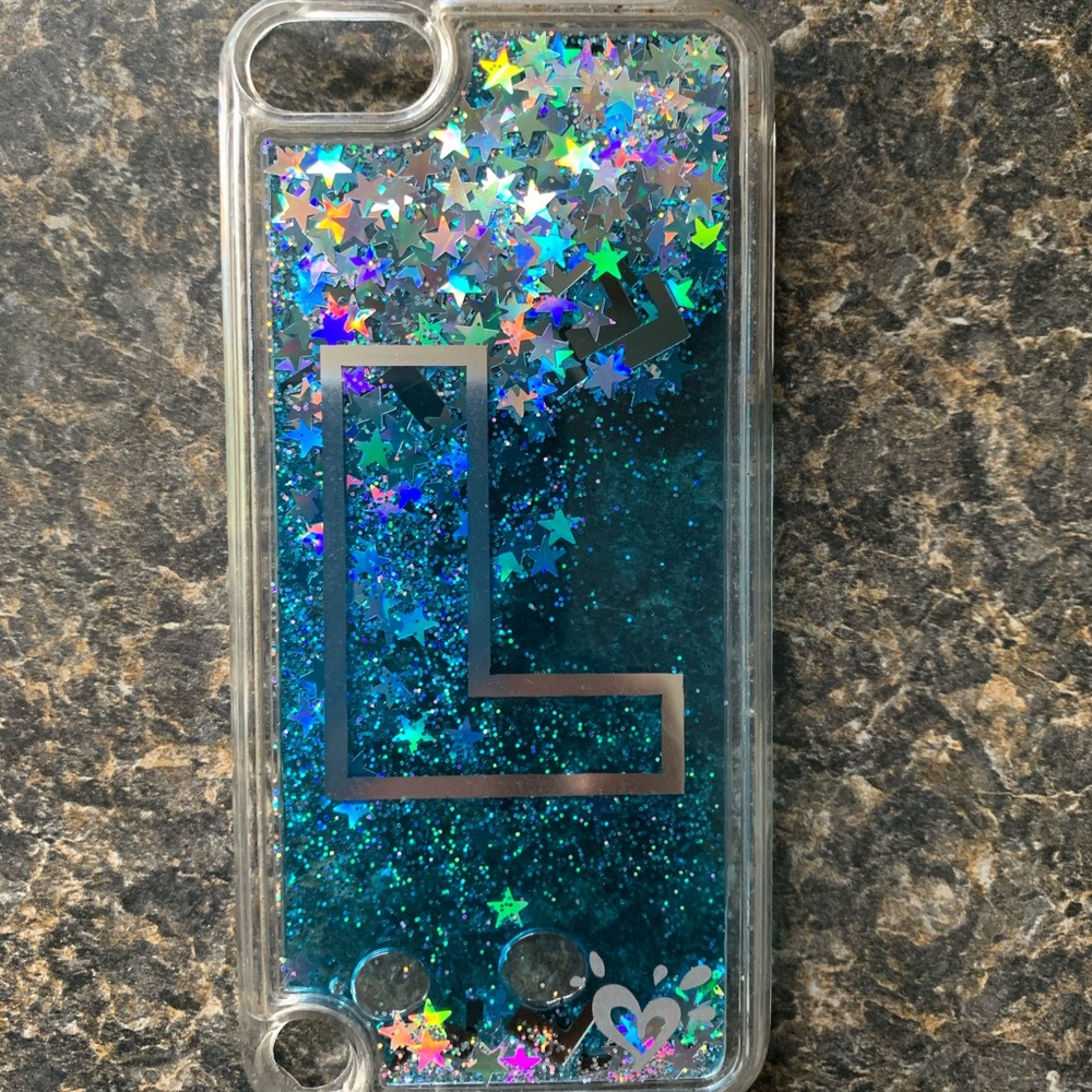 Sparkle changing L iPod case